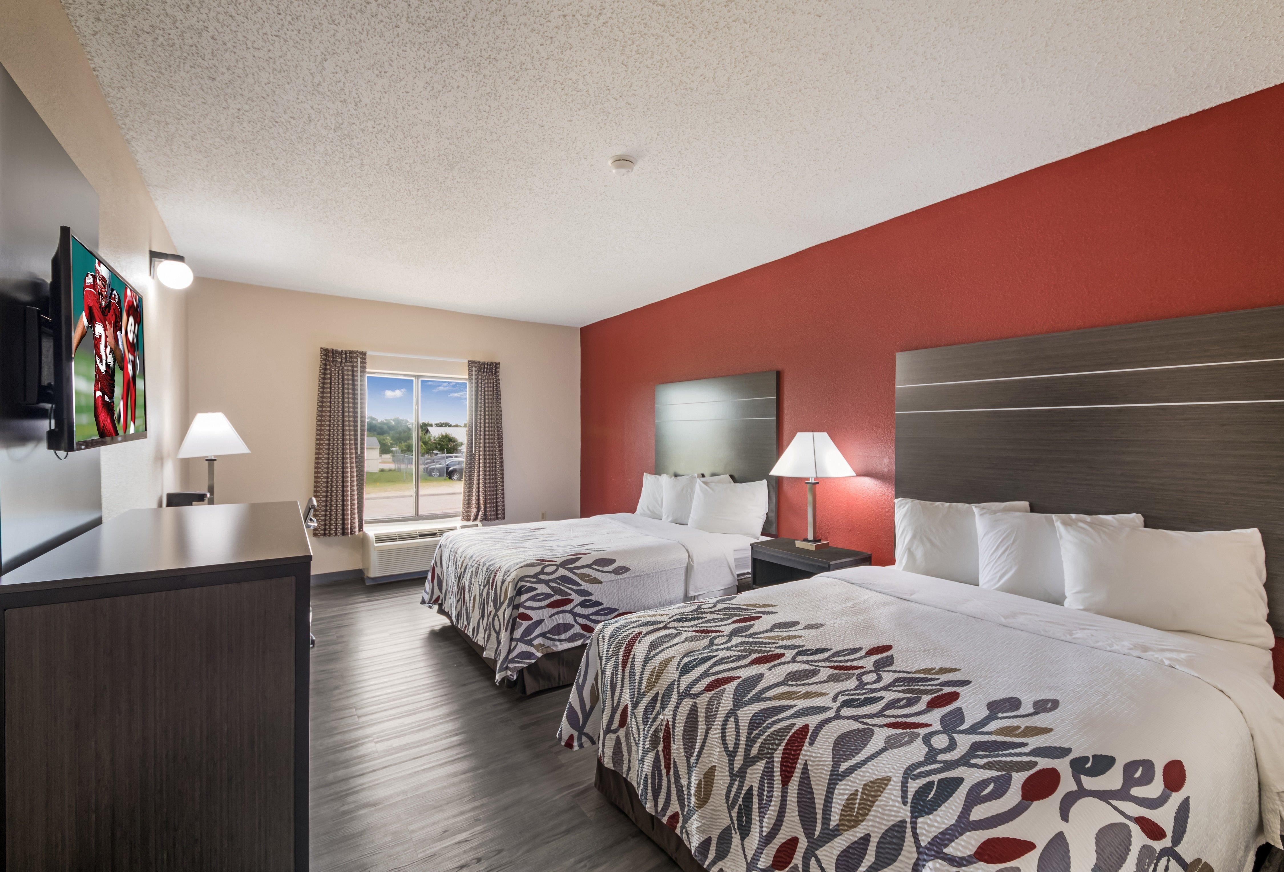 Red Roof Inn & Suites Austin East - Манор Экстерьер фото