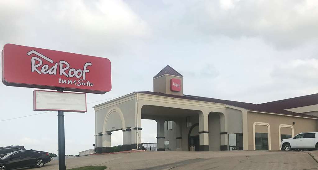 Red Roof Inn & Suites Austin East - Манор Экстерьер фото